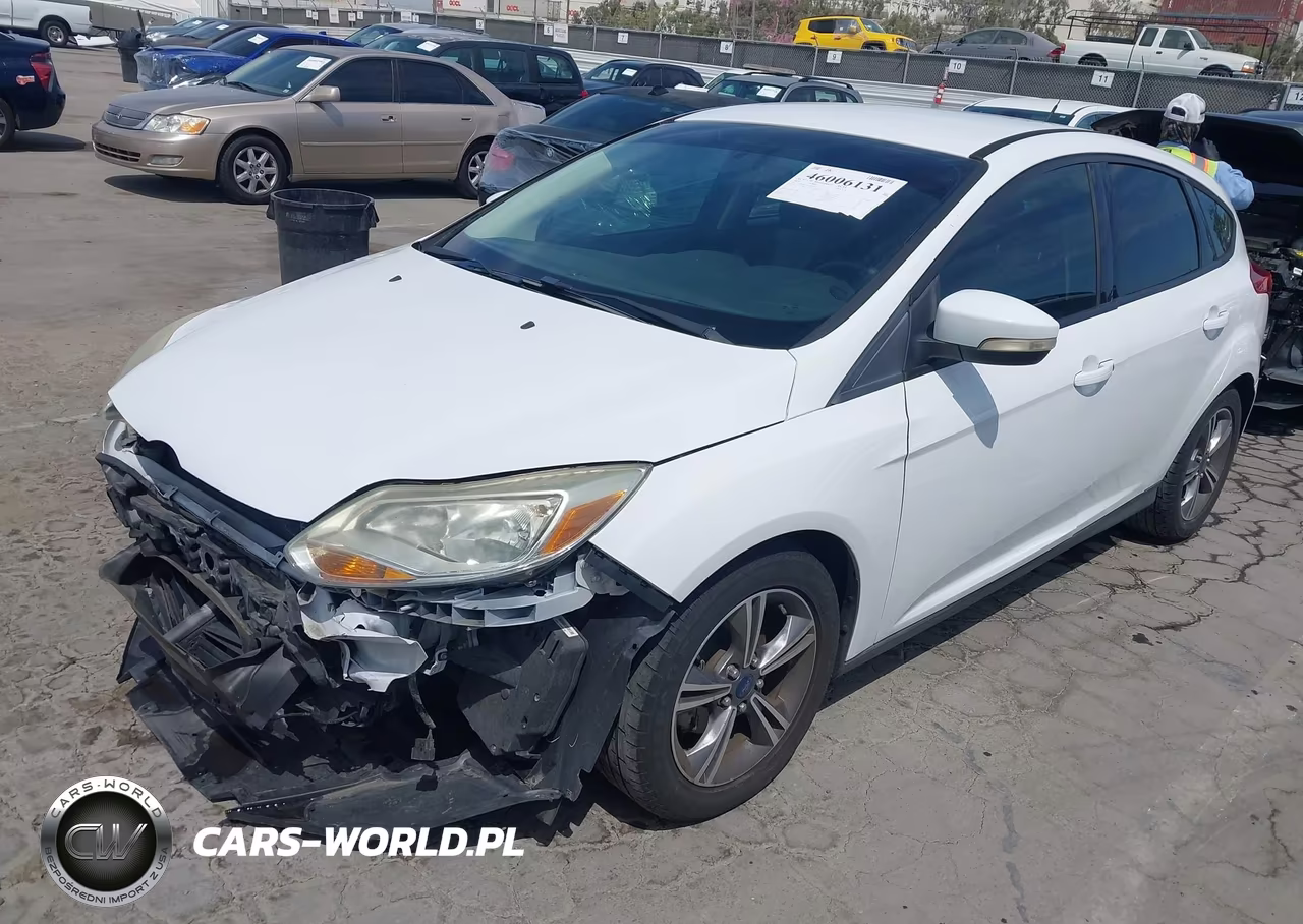 2014 Ford Focus Se VIN:1FADP3K21EL461457 - 2