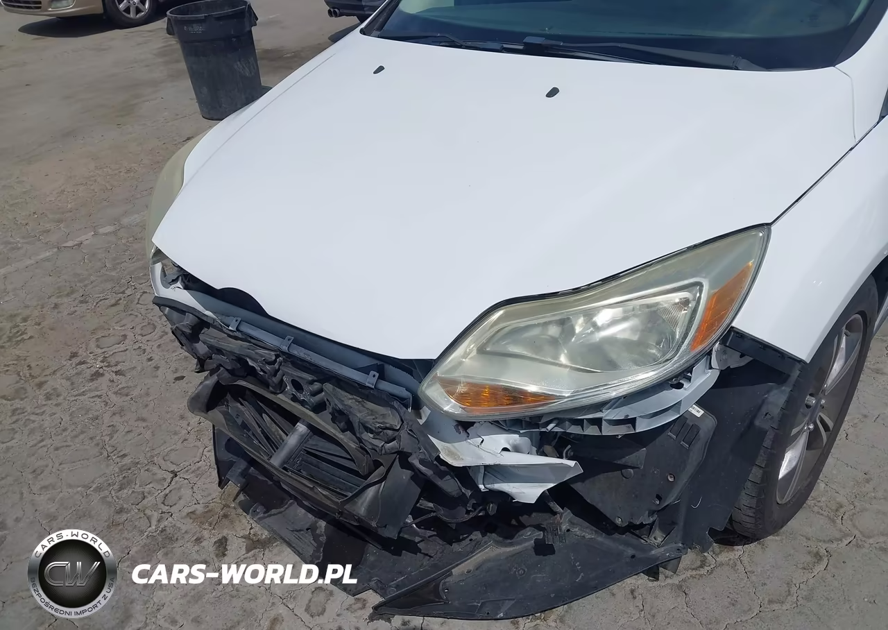2014 Ford Focus Se VIN:1FADP3K21EL461457 - 6