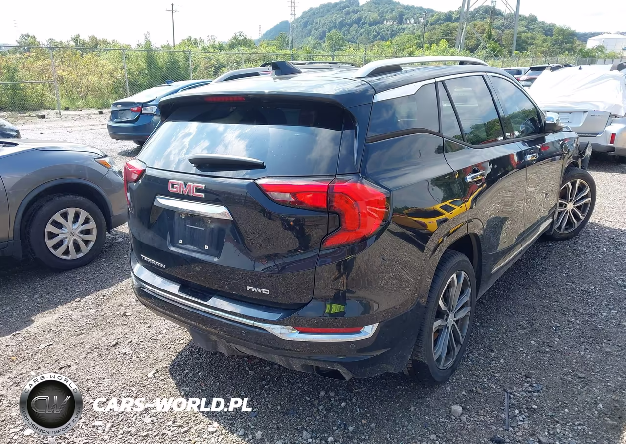 2019 GMC Terrain Denali VIN:3GKALXEX1KL254188 - 4