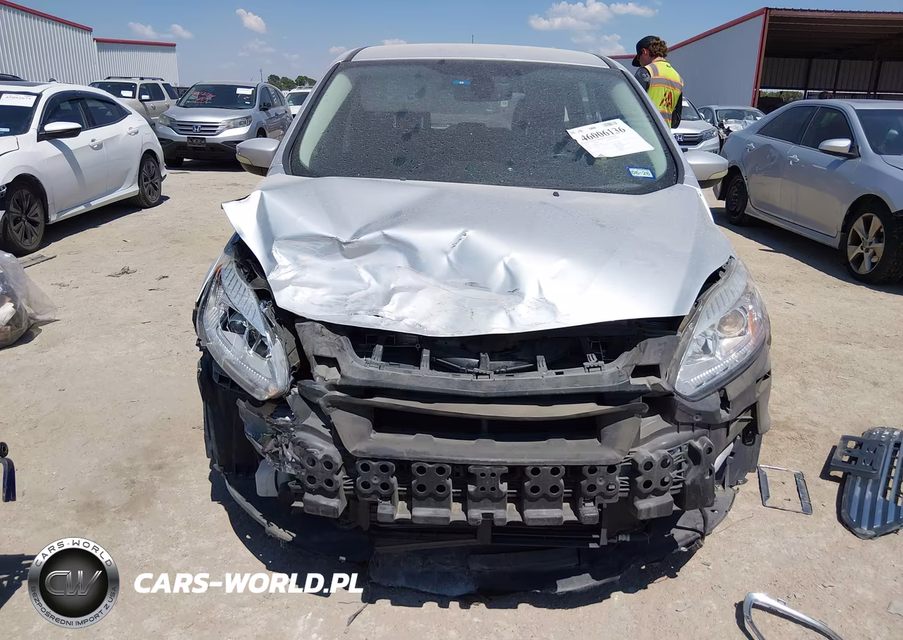 2017 Ford C-Max Hybrid Titanium VIN:1FADP5DU8HL113184 - 6