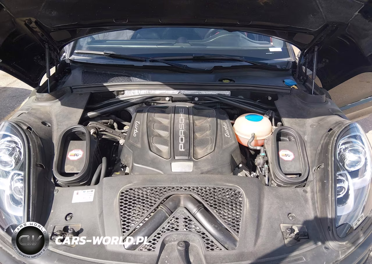 2015 Porsche Macan Turbo VIN:WP1AF1A57FLB93093 - 10