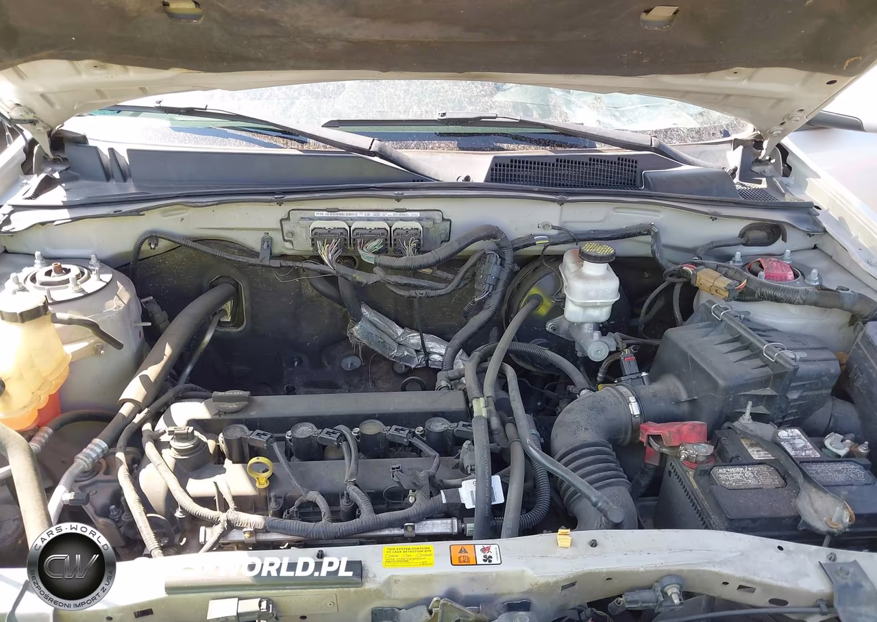 2010 Ford Escape Limited VIN:1FMCU0E77AKD45177 - 10