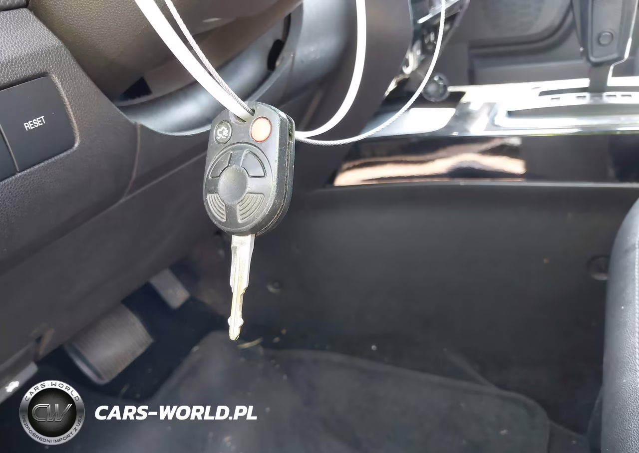 2010 Ford Escape Limited VIN:1FMCU0E77AKD45177 - 11