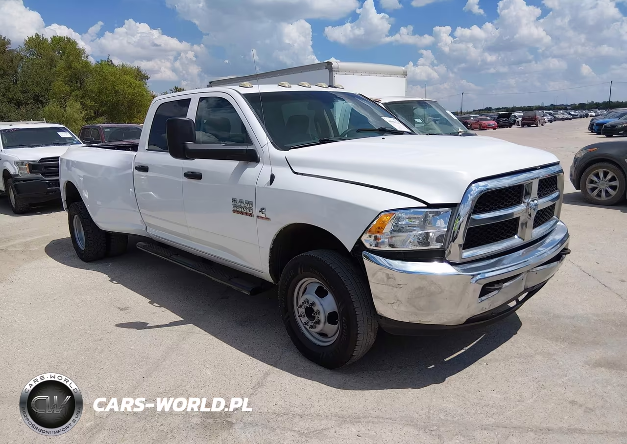 2017 Ram 3500 Tradesman 4X4 8' Box