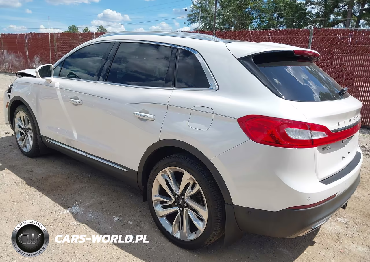 2018 Lincoln Mkx Reserve VIN:2LMPJ6LR2JBL17657 - 3