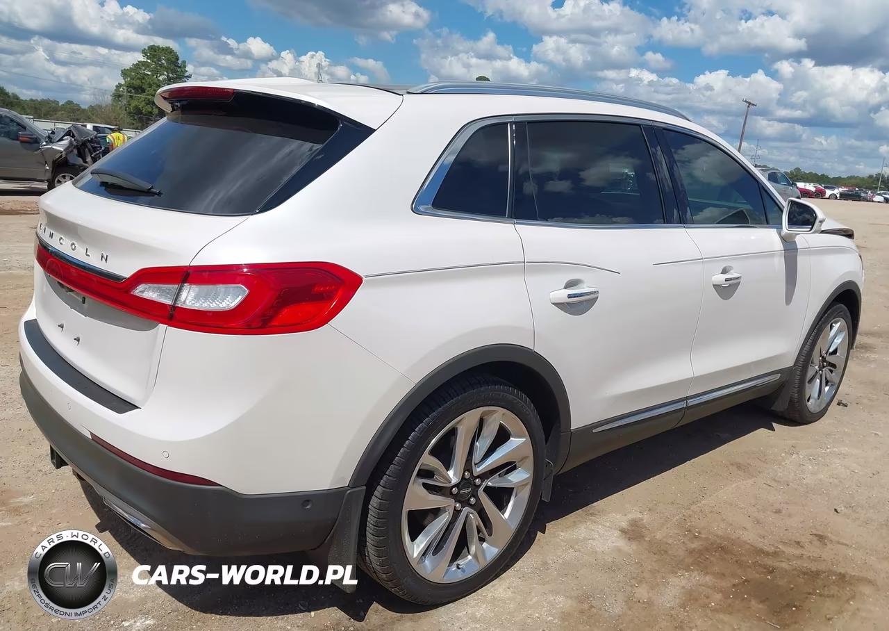 2018 Lincoln Mkx Reserve VIN:2LMPJ6LR2JBL17657 - 4