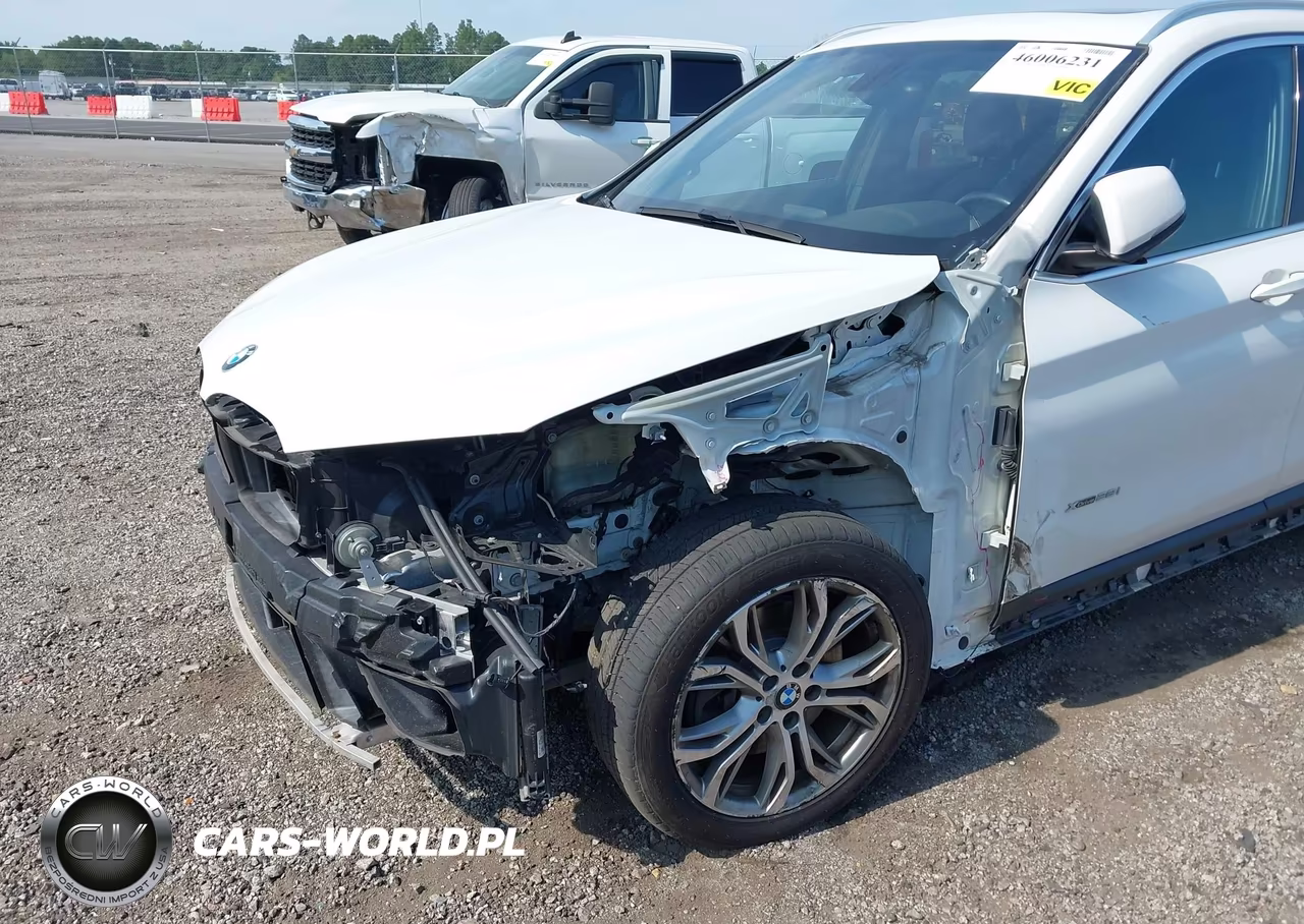 2017 BMW X1 xDrive28I VIN:WBXHT3Z32H4A56864 - 6