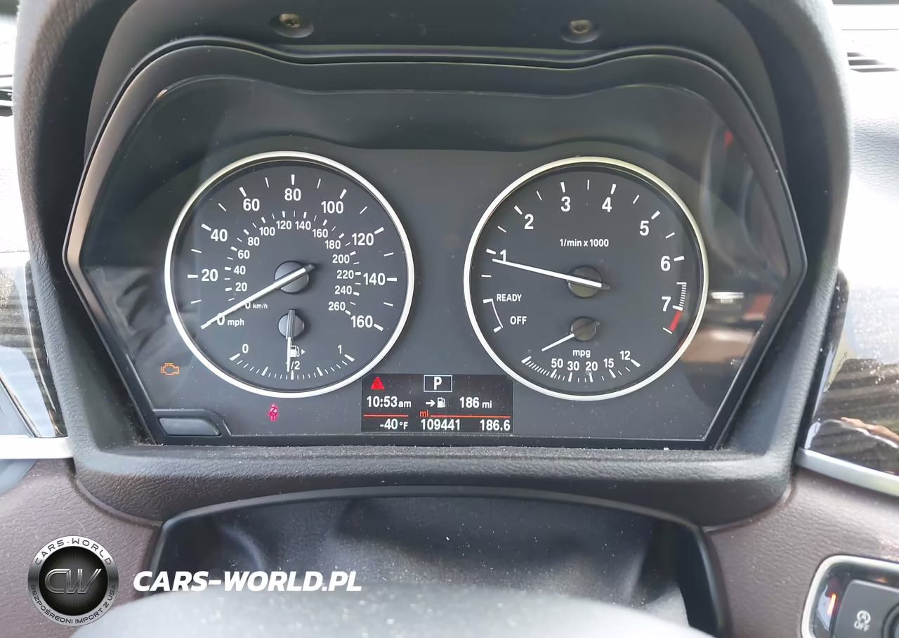 2017 BMW X1 xDrive28I VIN:WBXHT3Z32H4A56864 - 7