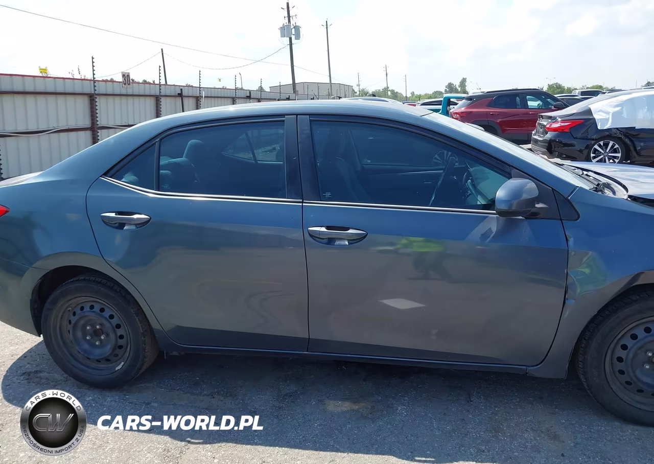 2016 Toyota Corolla Le VIN:5YFBURHE1GP567724 - 13