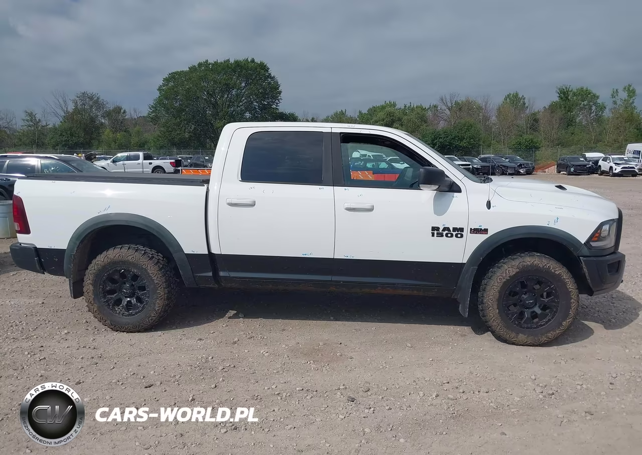 2016 Ram 1500 Rebel VIN:1C6RR7YT0GS300860 - 13
