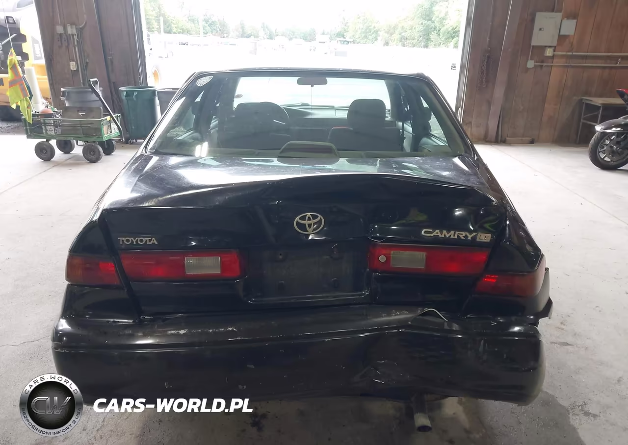 1997 Toyota Camry Le VIN:JT2BG22K2V0021155 - 16