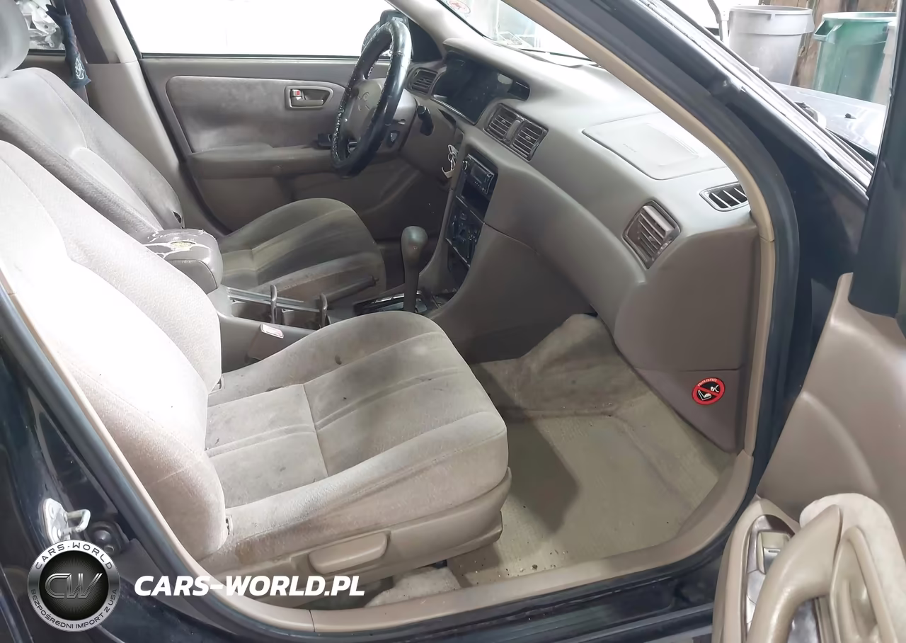 1997 Toyota Camry Le VIN:JT2BG22K2V0021155 - 5