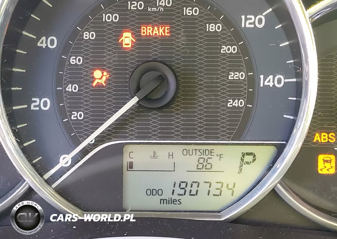 2015 Toyota Corolla L VIN:2T1BURHE8FC361802 - 16