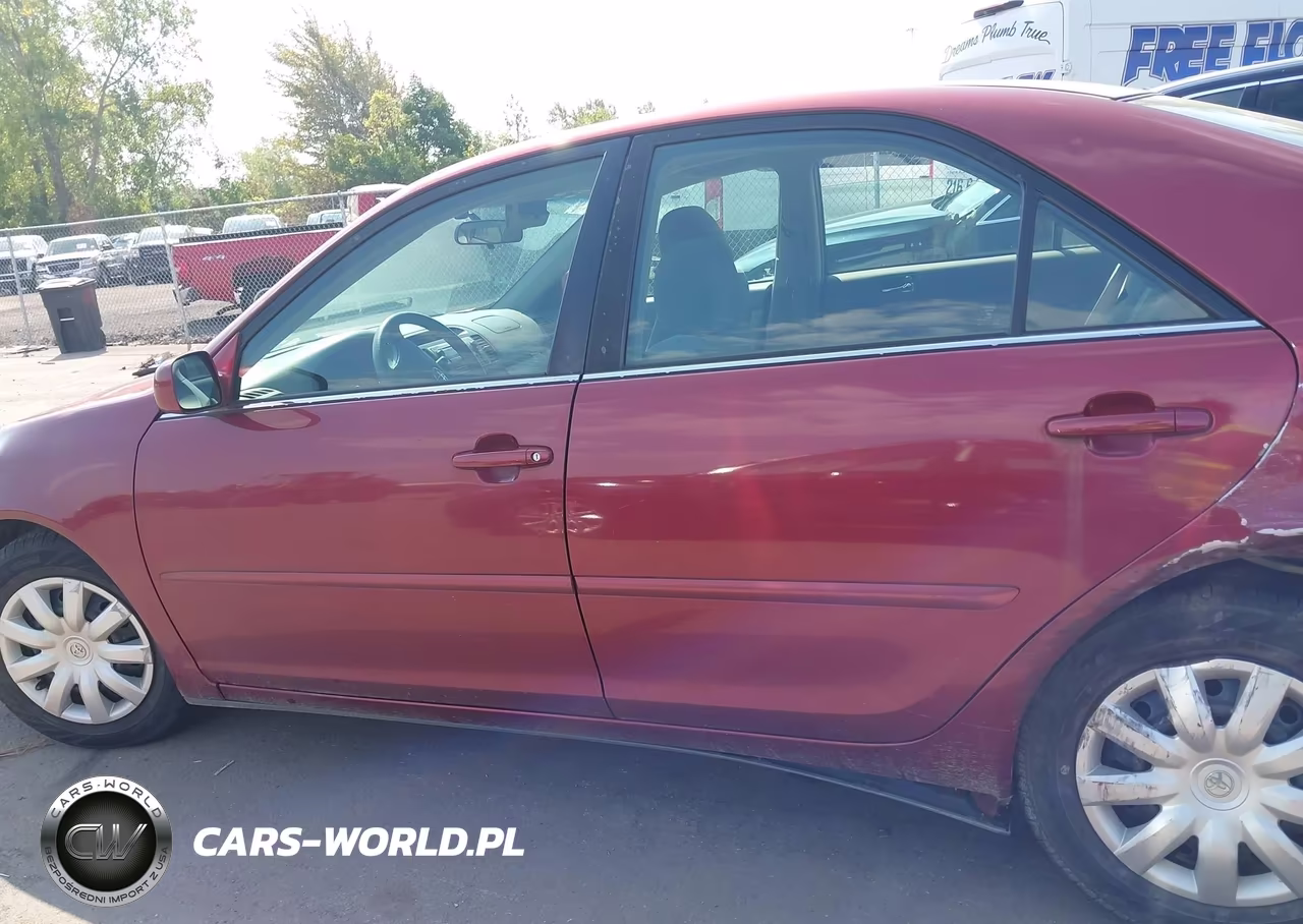 2005 Toyota Camry Le VIN:4T1BE32KX5U058333 - 14