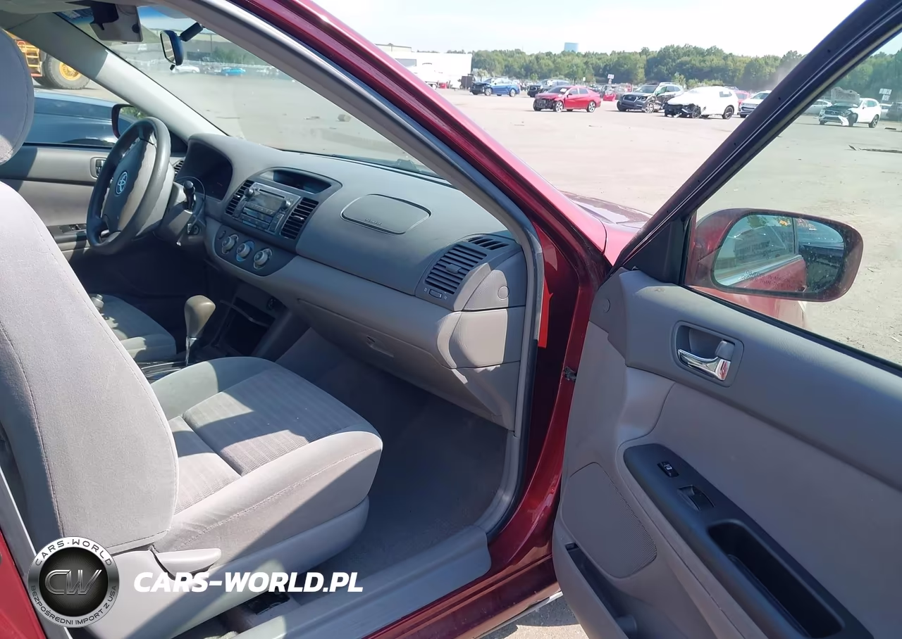 2005 Toyota Camry Le VIN:4T1BE32KX5U058333 - 5