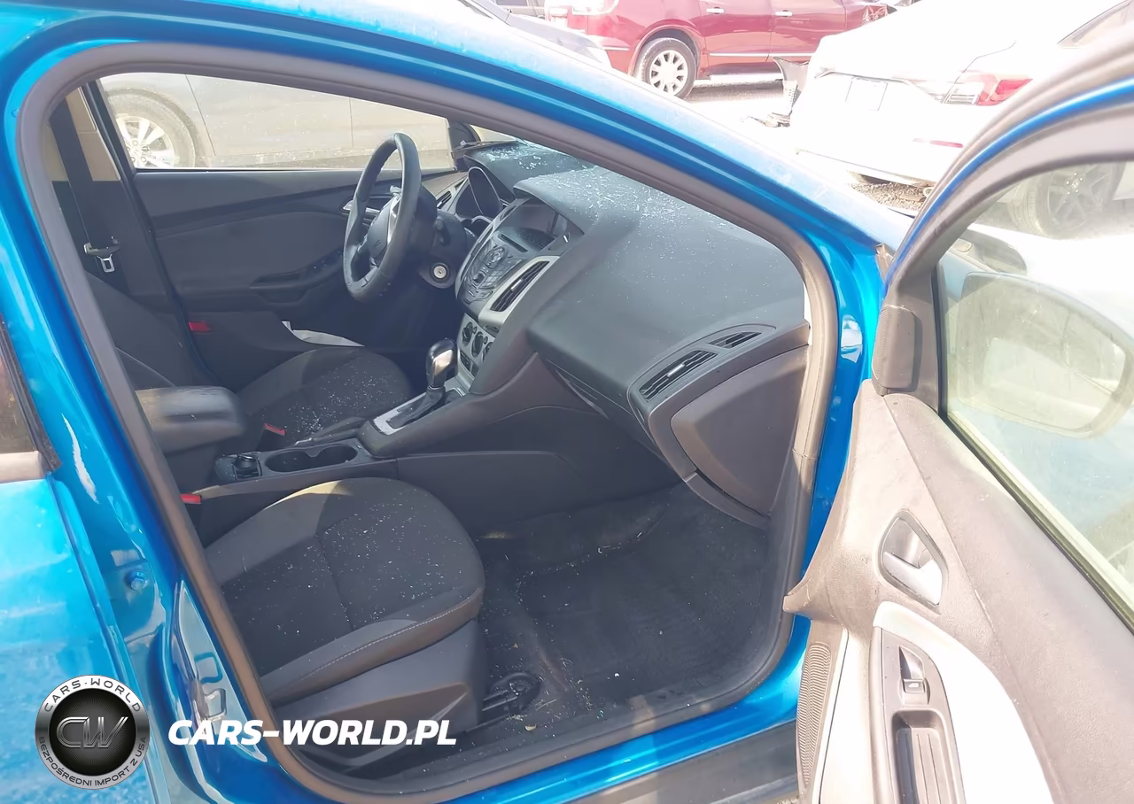 2014 Ford Focus Se VIN:1FADP3F2XEL404958 - 5
