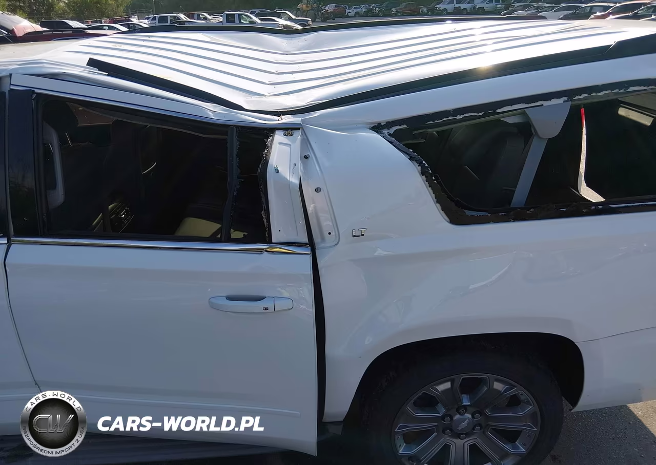 2015 Chevrolet Suburban 1500 Lt VIN:1GNSKJKC9FR290332 - 17