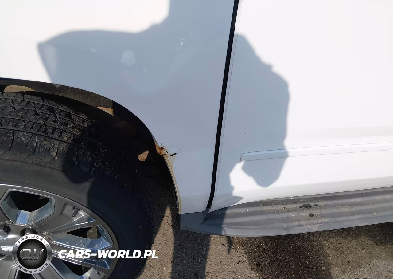 2015 Chevrolet Suburban 1500 Lt VIN:1GNSKJKC9FR290332 - 19