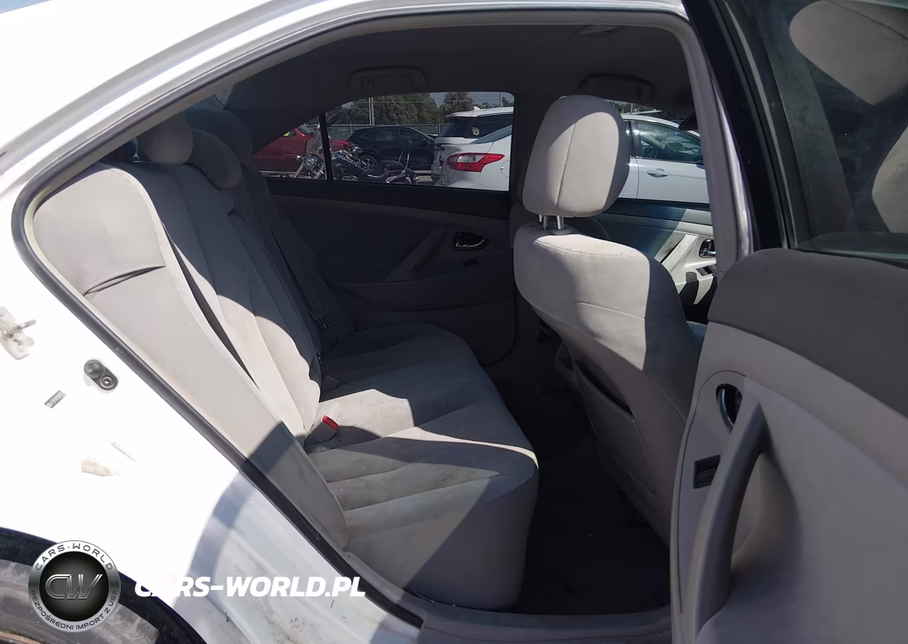 2009 Toyota Camry Le VIN:4T1BE46K19U887863 - 8