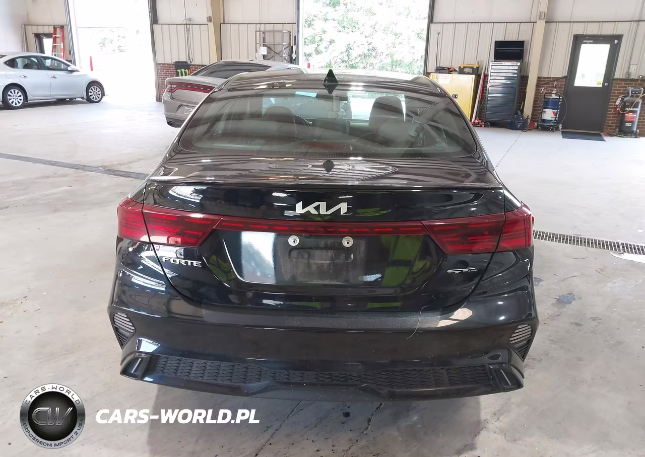 2023 Kia Forte Gt-Line VIN:3KPF54AD9PE588664 - 16