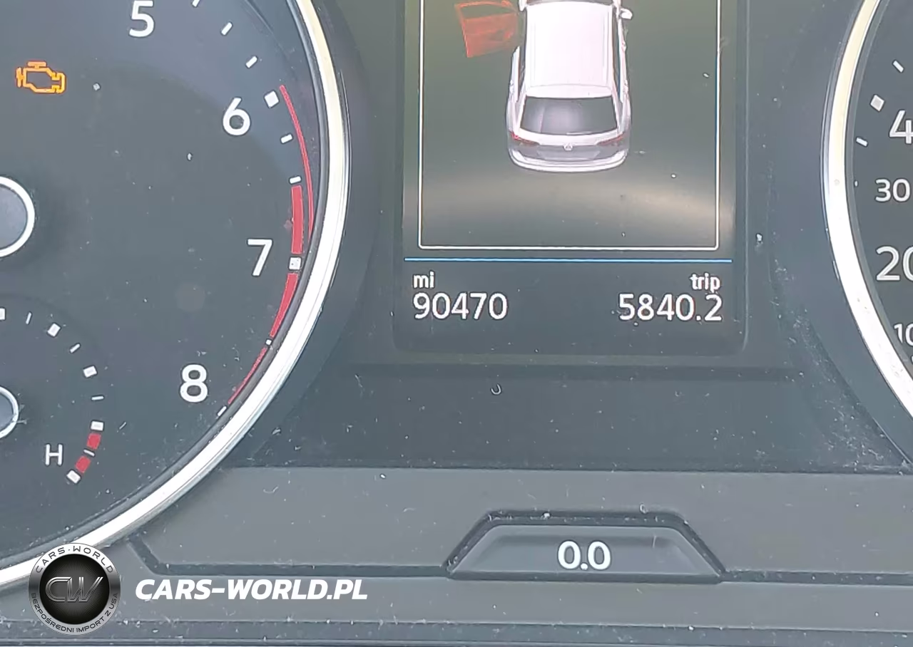 2018 Volkswagen Tiguan 2.0T S VIN:3VV1B7AX5JM111937 - 15