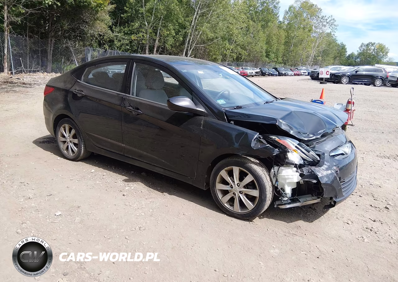 2013 Hyundai Accent Gls VIN:KMHCU4AE0DU577432 - 1