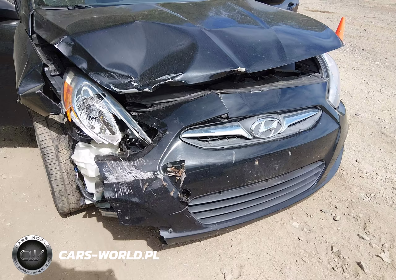 2013 Hyundai Accent Gls VIN:KMHCU4AE0DU577432 - 6