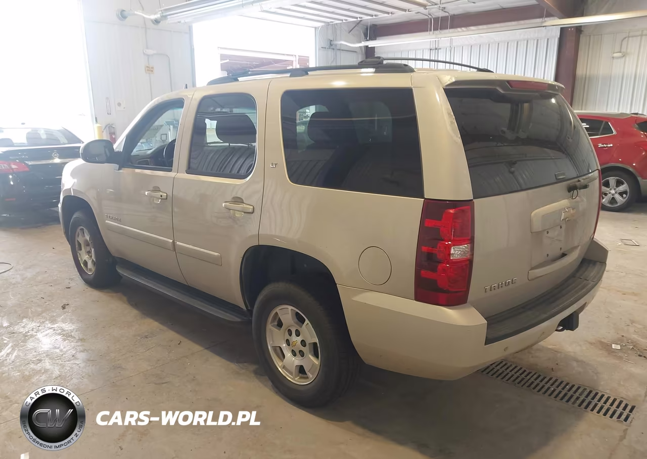 2008 Chevrolet Tahoe Lt VIN:1GNFK13058J231575 - 3
