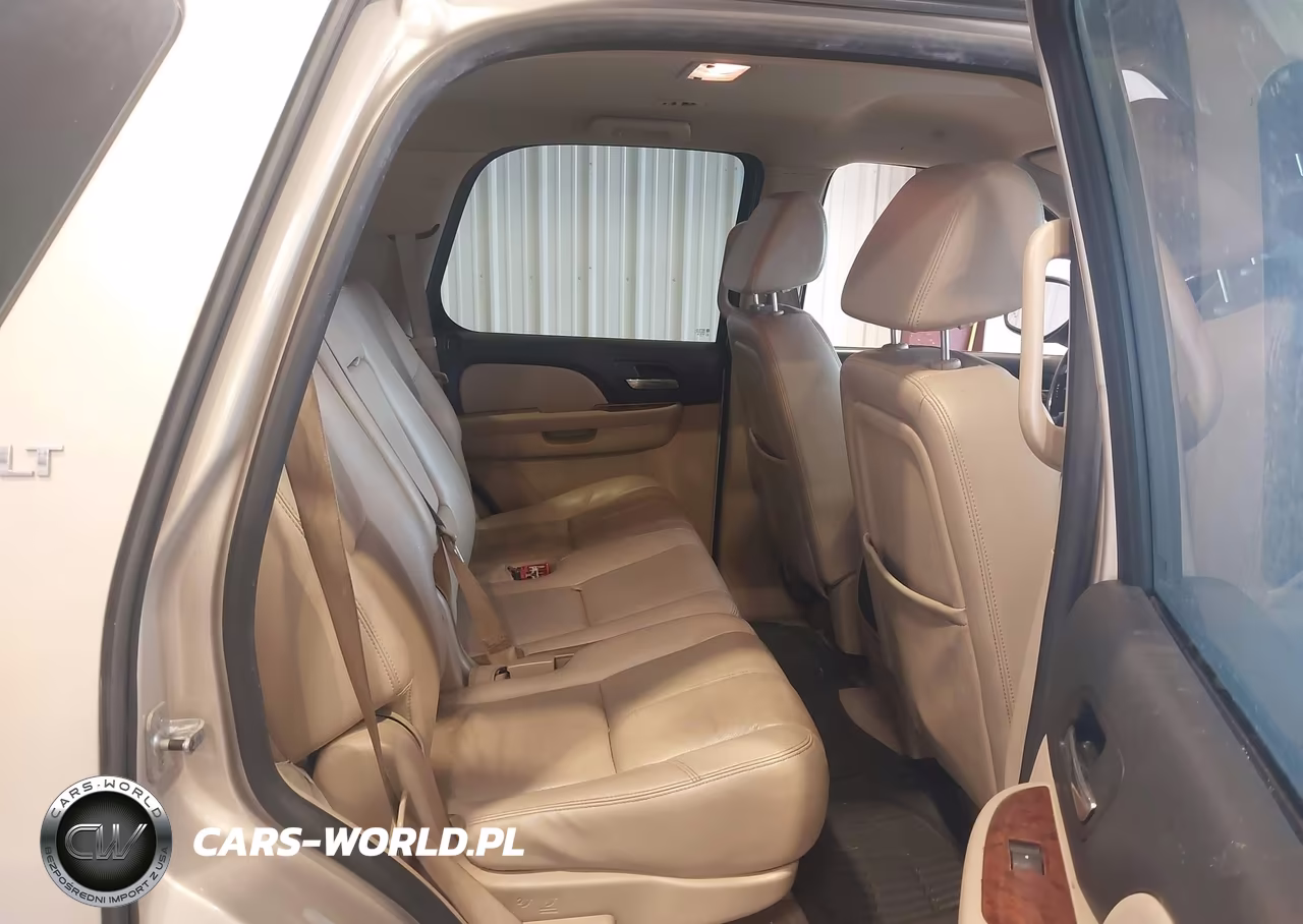 2008 Chevrolet Tahoe Lt VIN:1GNFK13058J231575 - 8