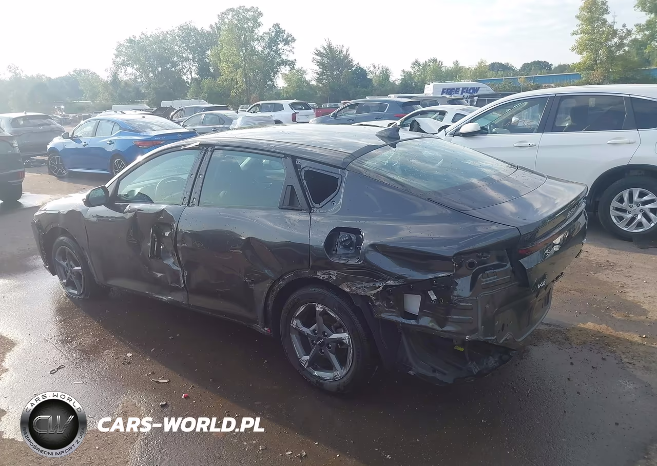 2025 Kia K4 Lxs VIN:3KPFT4DE1SE238447 - 3