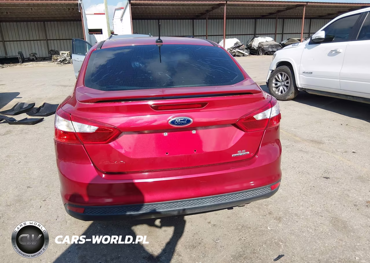 2012 Ford Focus Se VIN:1FAHP3F22CL449584 - 16