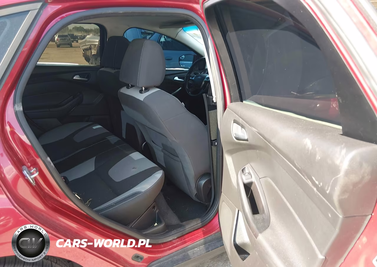 2012 Ford Focus Se VIN:1FAHP3F22CL449584 - 8