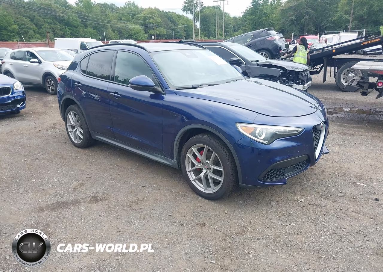 2018 Alfa Romeo Stelvio Ti Sport Awd VIN:ZASFAKNN5J7B62472 - 1