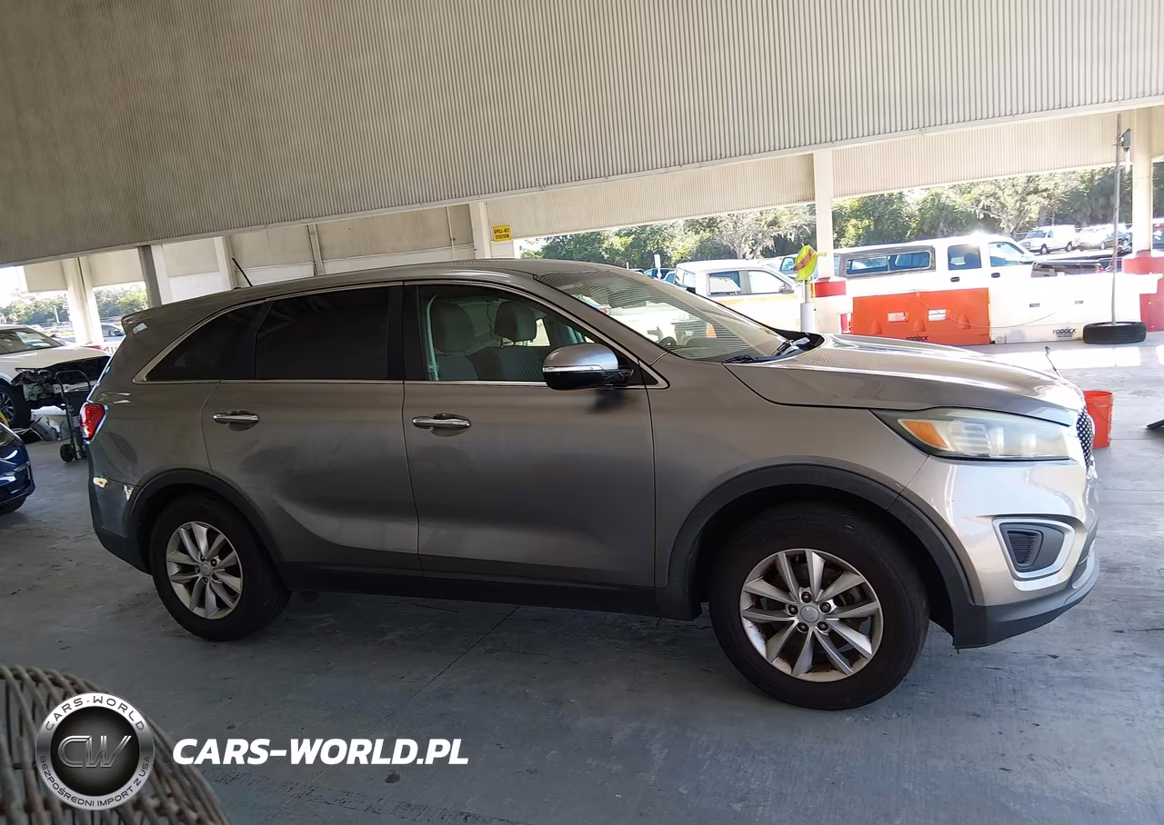 2017 Kia Sorento 2.4L L VIN:5XYPG4A34HG292672 - 14