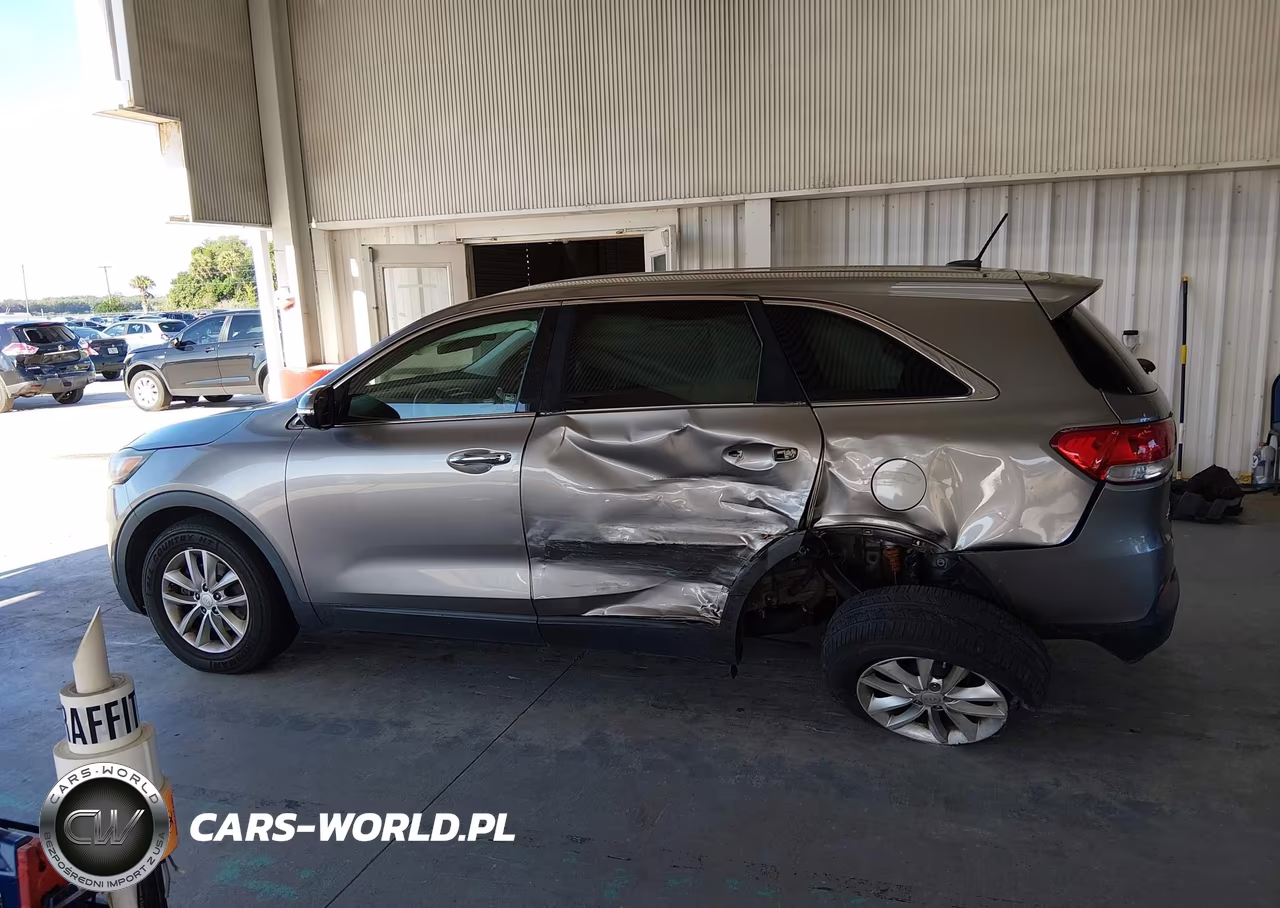 2017 Kia Sorento 2.4L L VIN:5XYPG4A34HG292672 - 15