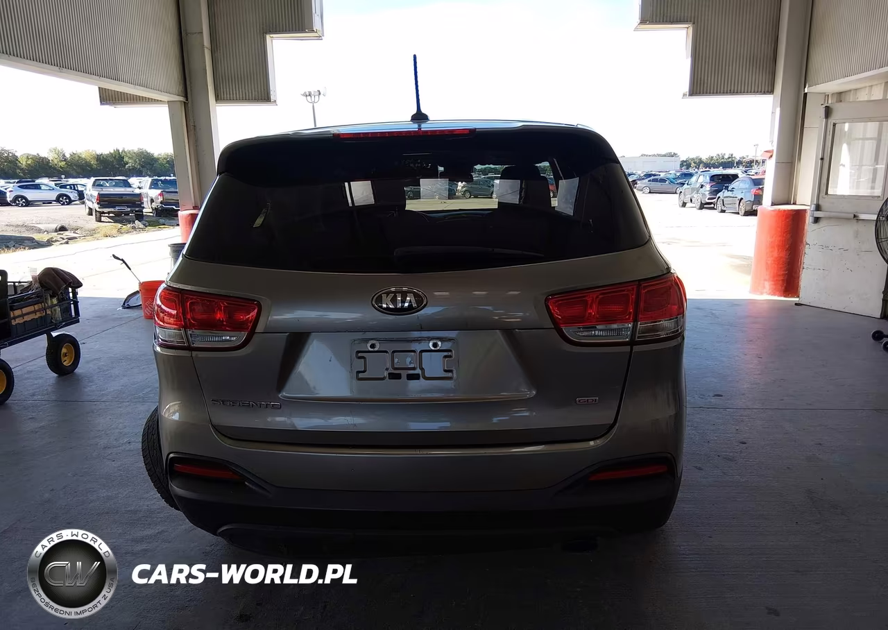 2017 Kia Sorento 2.4L L VIN:5XYPG4A34HG292672 - 17