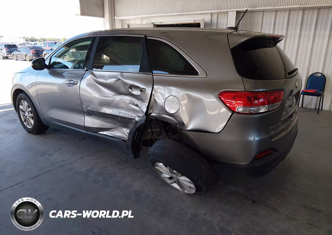 2017 Kia Sorento 2.4L L VIN:5XYPG4A34HG292672 - 3