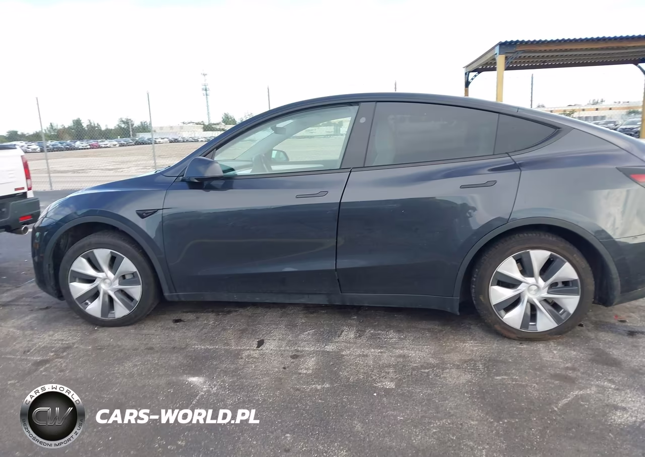 2024 Tesla Model Y Long Range Single Motor Rear-Wheel Drive-Rwd VIN:7SAYGDED3RF039636 - 12
