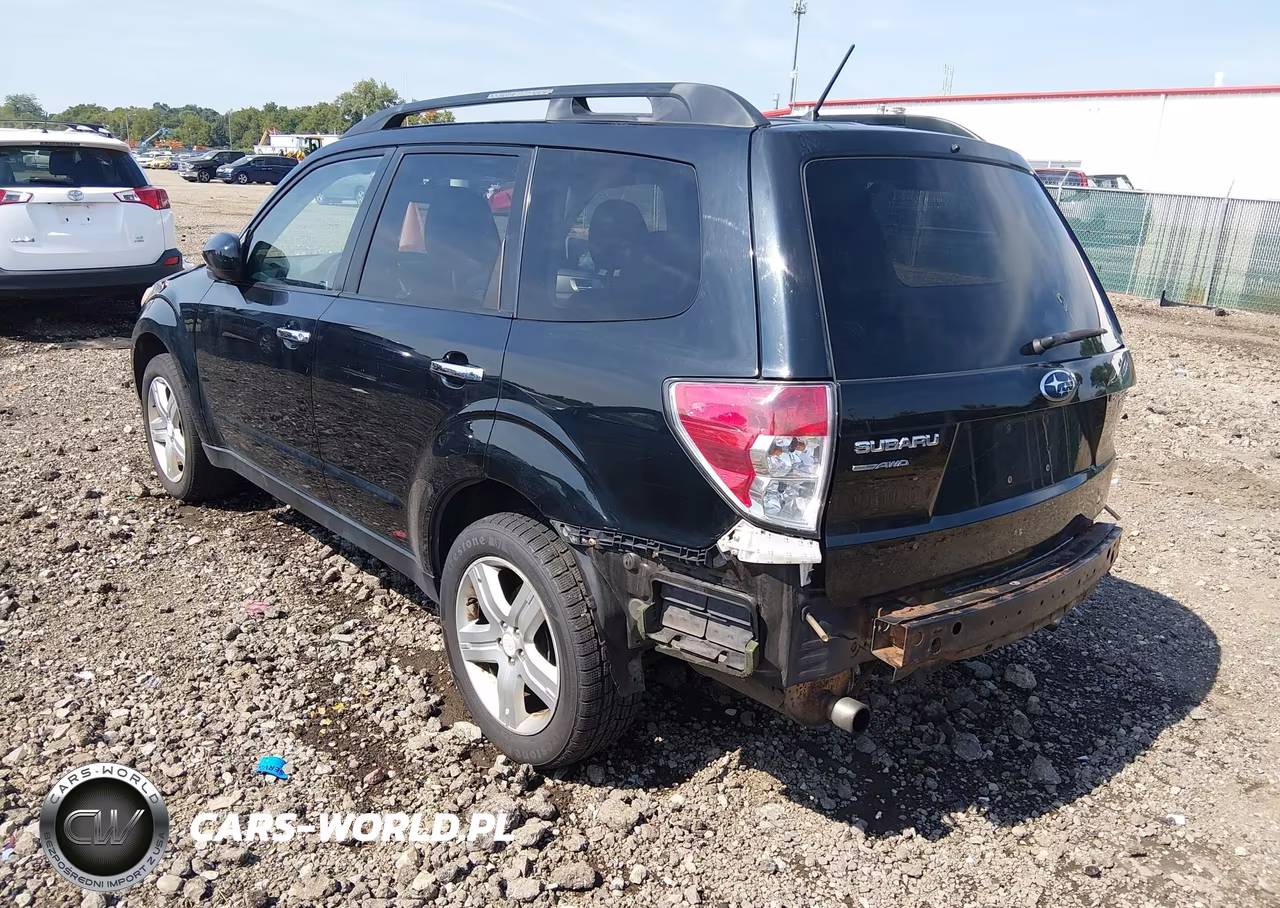 2010 Subaru Forester 2.5X Premium VIN:JF2SH6CC8AH792395 - 3