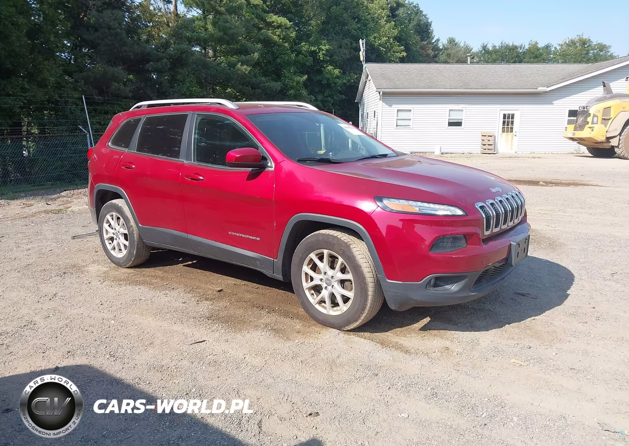 2015 Jeep Cherokee Latitude VIN:1C4PJMCB9FW610355 - 1