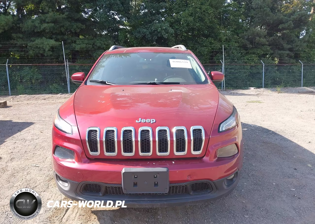 2015 Jeep Cherokee Latitude VIN:1C4PJMCB9FW610355 - 14
