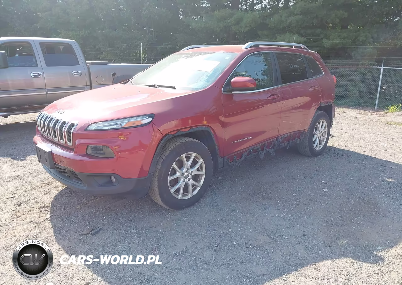 2015 Jeep Cherokee Latitude VIN:1C4PJMCB9FW610355 - 2