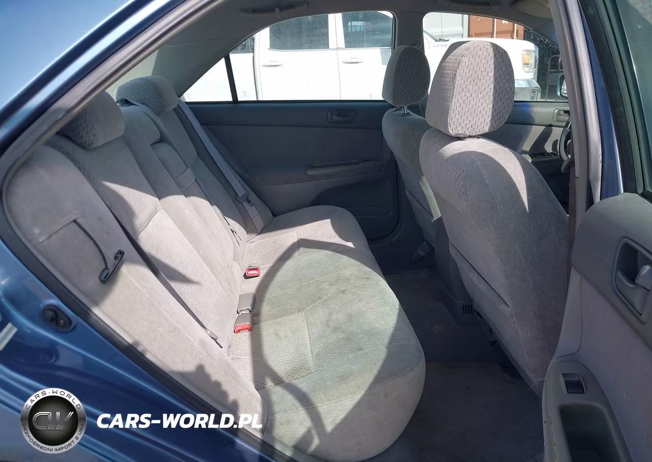 2003 Toyota Camry Le VIN:4T1BE32K53U700955 - 8