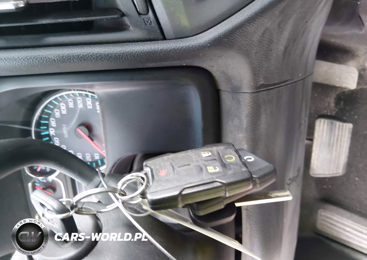 2018 Chevrolet Silverado 1500 2Lt VIN:3GCUKREC2JG233331 - 11