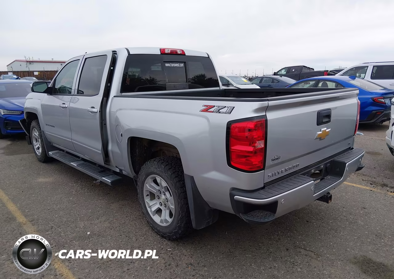 2018 Chevrolet Silverado 1500 2Lt VIN:3GCUKREC2JG233331 - 3