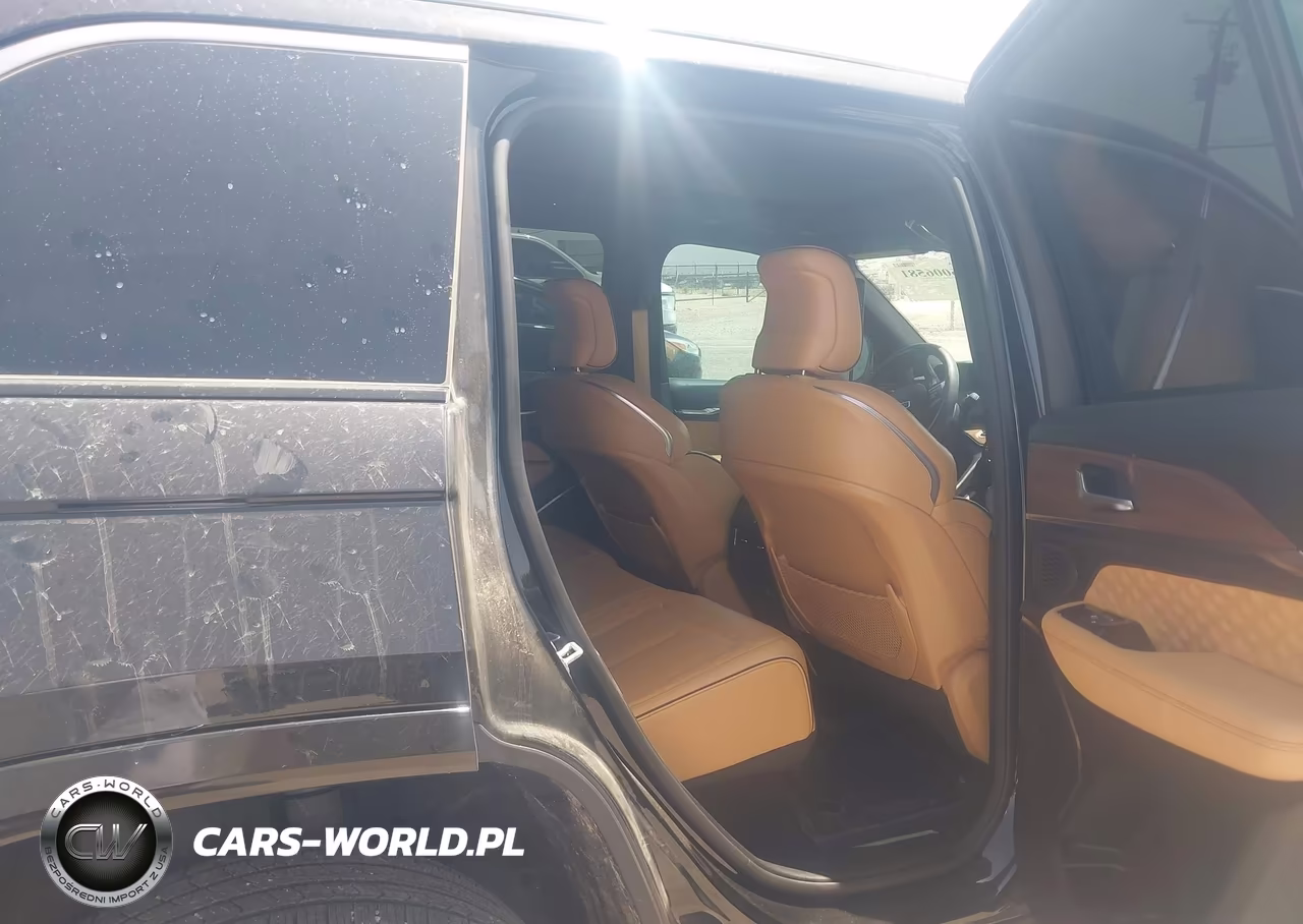 2024 Jeep Grand Cherokee Summit 4X4 VIN:1C4RJHEG4R8541043 - 8