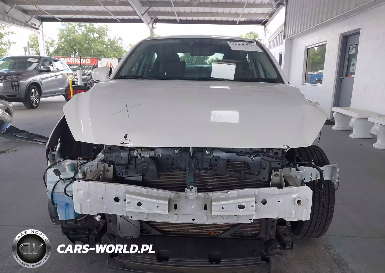 2019 Toyota Yaris Le VIN:3MYDLBYVXKY518647 - 13
