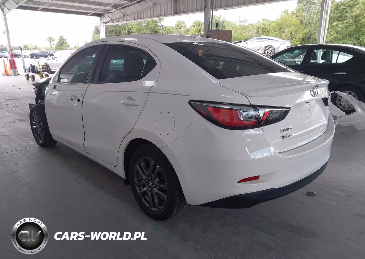 2019 Toyota Yaris Le VIN:3MYDLBYVXKY518647 - 3