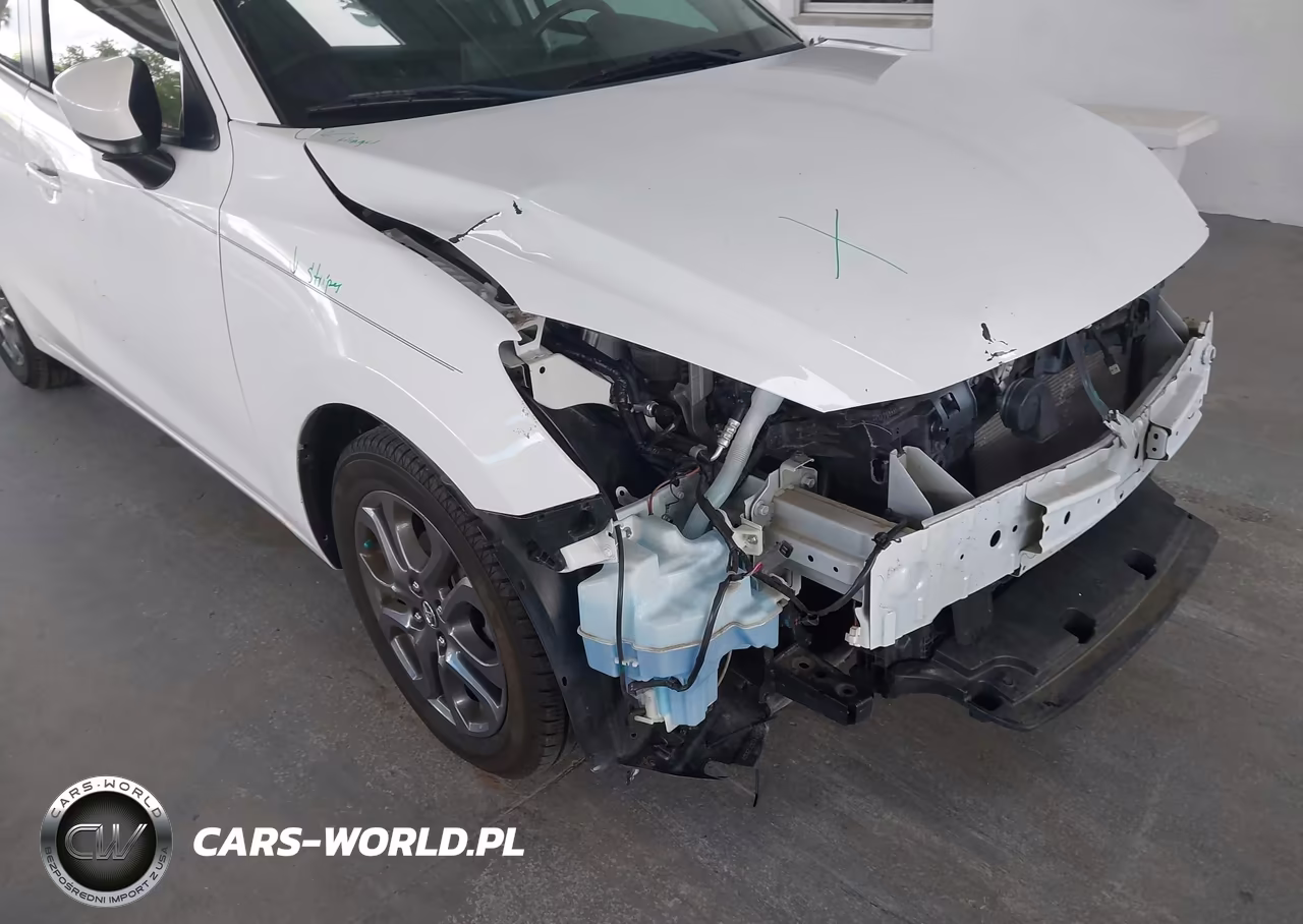 2019 Toyota Yaris Le VIN:3MYDLBYVXKY518647 - 6