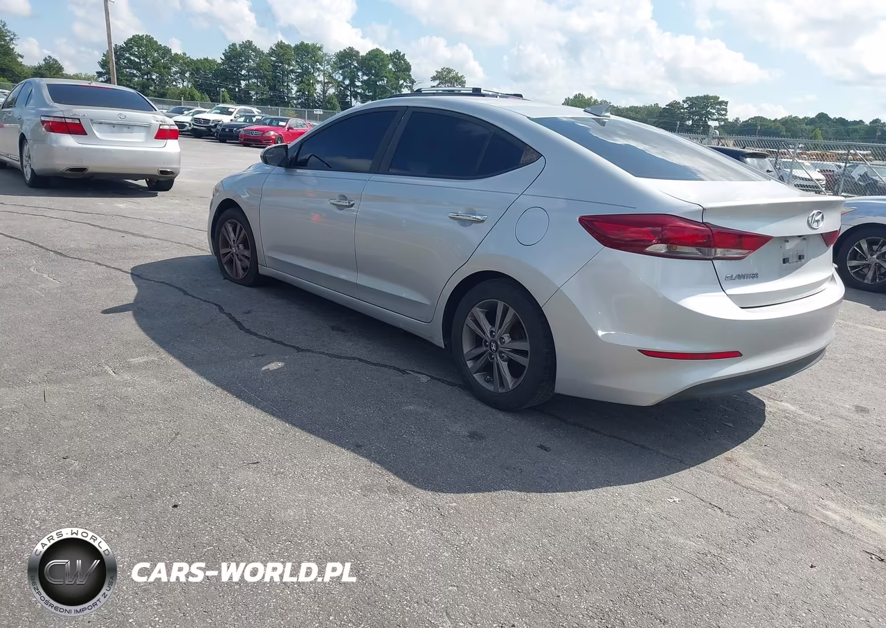 2017 Hyundai Elantra Se VIN:5NPD84LF5HH004318 - 3
